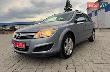 Универсал Opel Astra 2008 в Черновцах