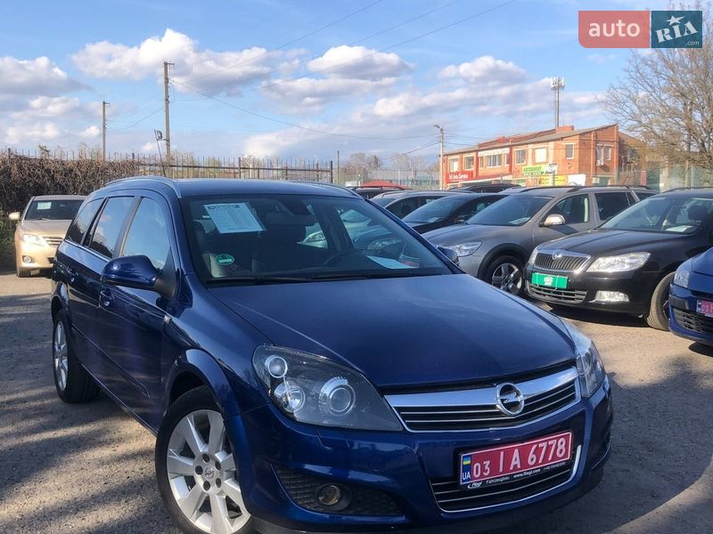 Opel Astra 2010