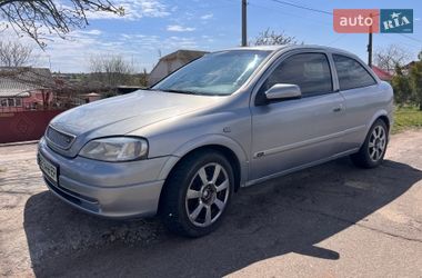 Хэтчбек Opel Astra 2002 в Очакове