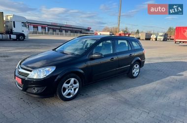Універсал Opel Astra 2008 в Сарнах