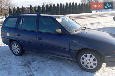 Универсал Opel Astra 1996 в Ровно