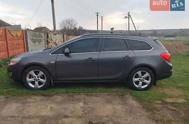 Универсал Opel Astra 2011 в Киеве