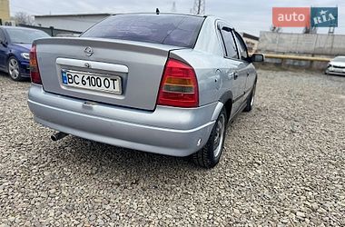 Седан Opel Astra 2001 в Львові