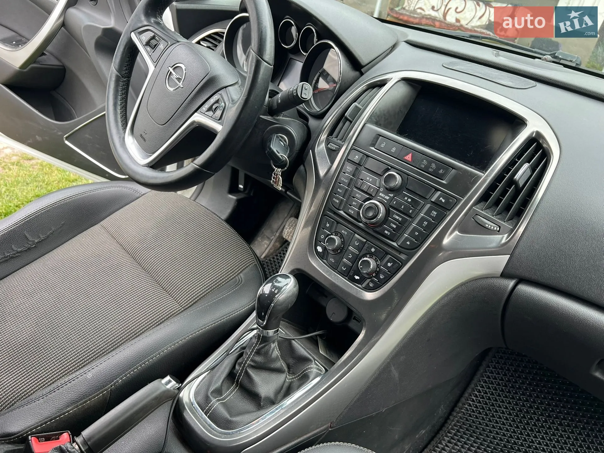 2011 Opel Astra - мініатюра 11