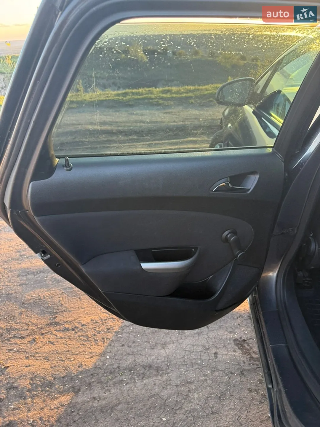 2011 Opel Astra - мініатюра 18