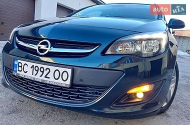 Універсал Opel Astra 2016 в Самборі