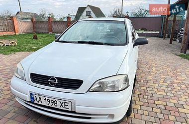 Седан Opel Astra 2008 в Киеве