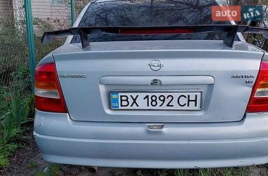 Седан Opel Astra 2004 в Боярке
