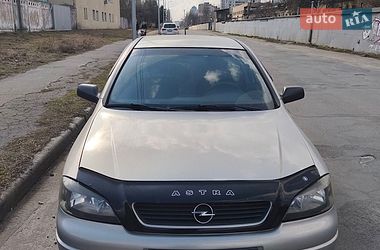 Седан Opel Astra 2008 в Киеве