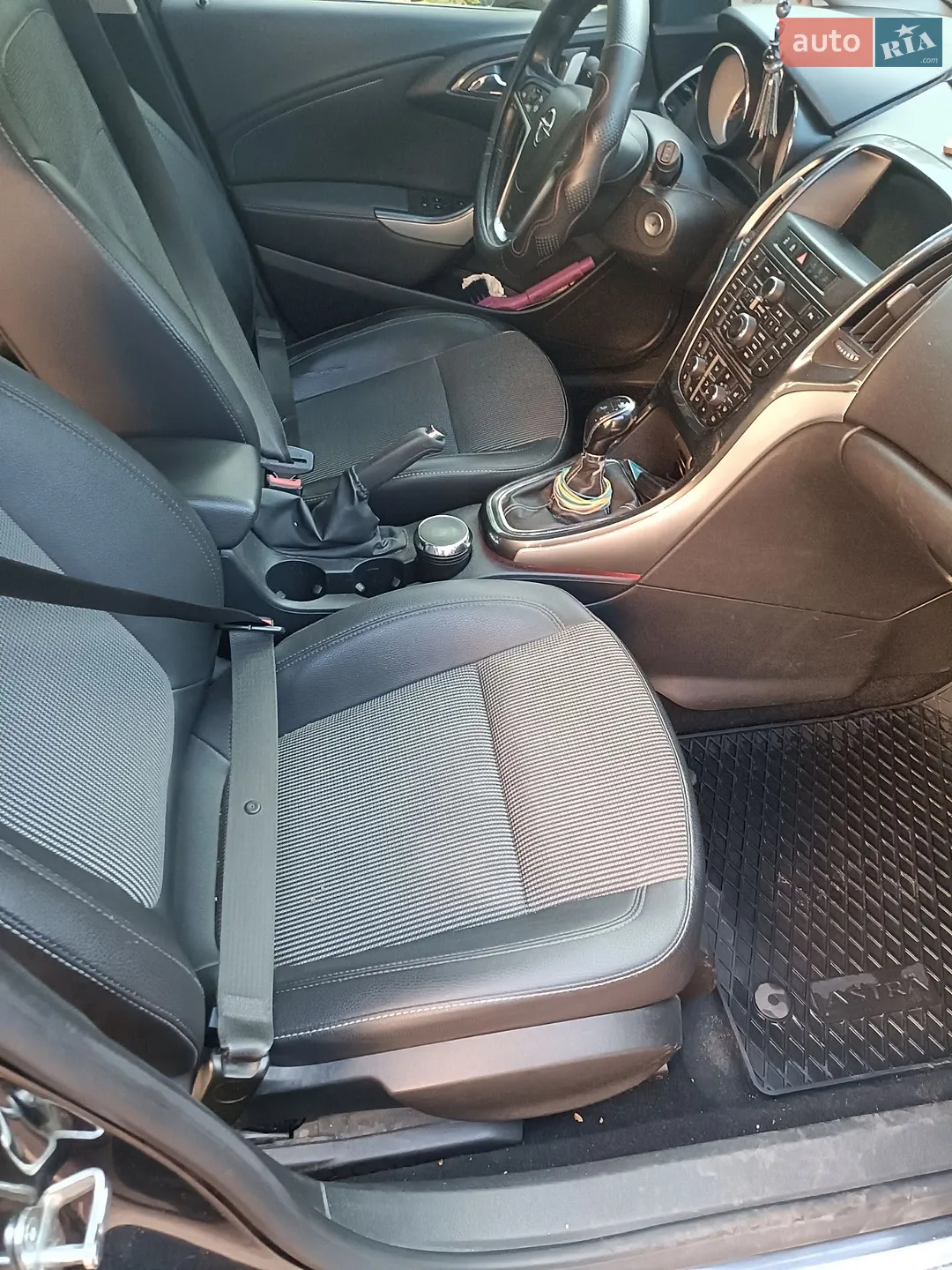 2012 Opel Astra - мініатюра 25