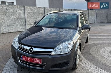 Універсал Opel Astra 2010 в Білій Церкві