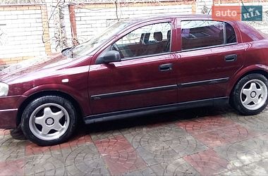 Хэтчбек Opel Astra 2004 в Харькове