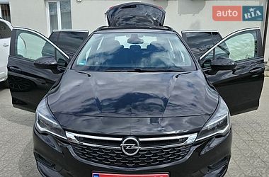 Универсал Opel Astra 2018 в Львове