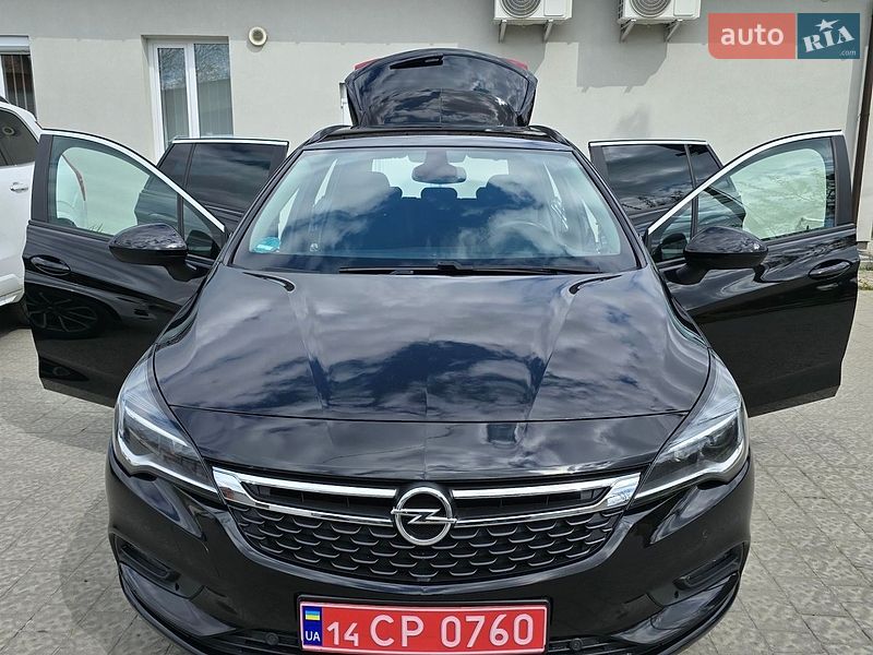 Универсал Opel Astra 2018 в Львове
