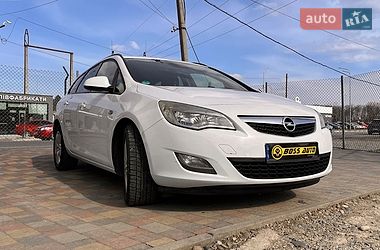 Універсал Opel Astra 2011 в Стрию