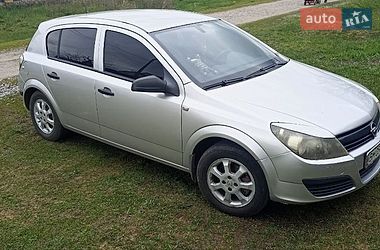 Хэтчбек Opel Astra 2005 в Ахтырке