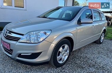 Універсал Opel Astra 2009 в Калуші