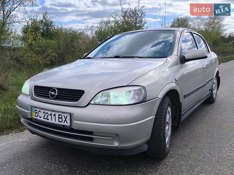 Opel Astra 2008