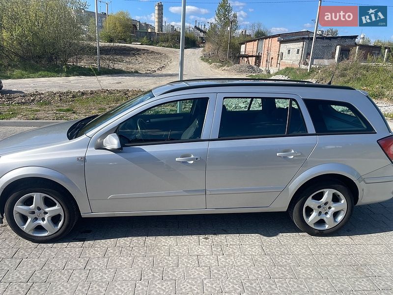 Универсал Opel Astra 2007 в Львове