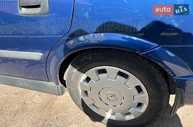 Седан Opel Astra 2006 в Черкассах