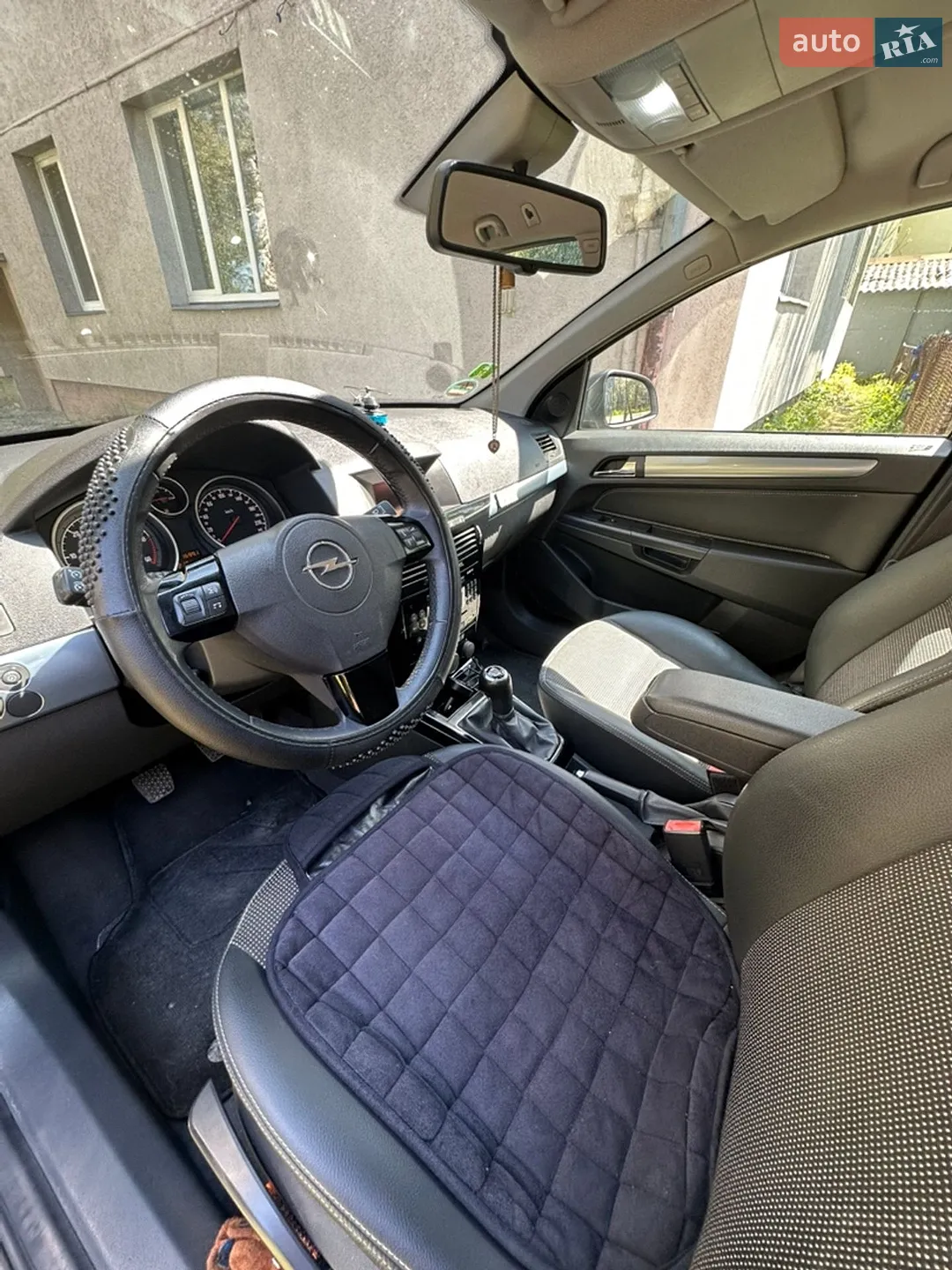 2010 Opel Astra - мініатюра 9