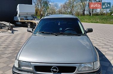 Универсал Opel Astra 1995 в Новом Калинове
