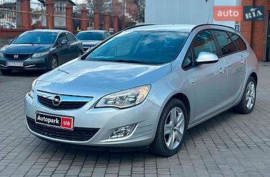 Универсал Opel Astra 2011 в Одессе