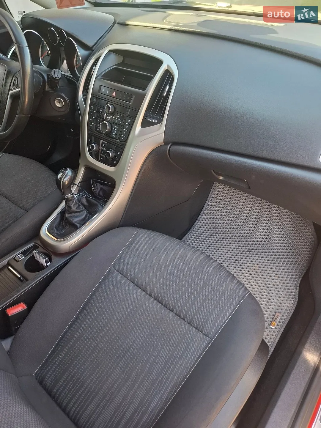 2011 Opel Astra - мініатюра 12