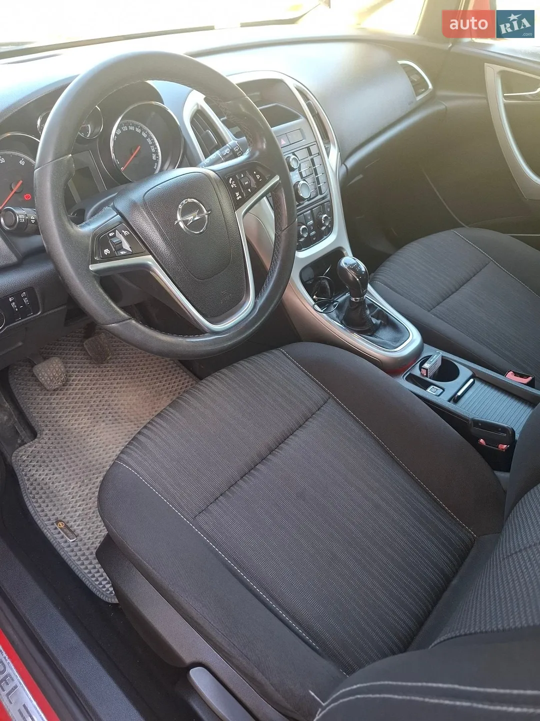 2011 Opel Astra - мініатюра 9