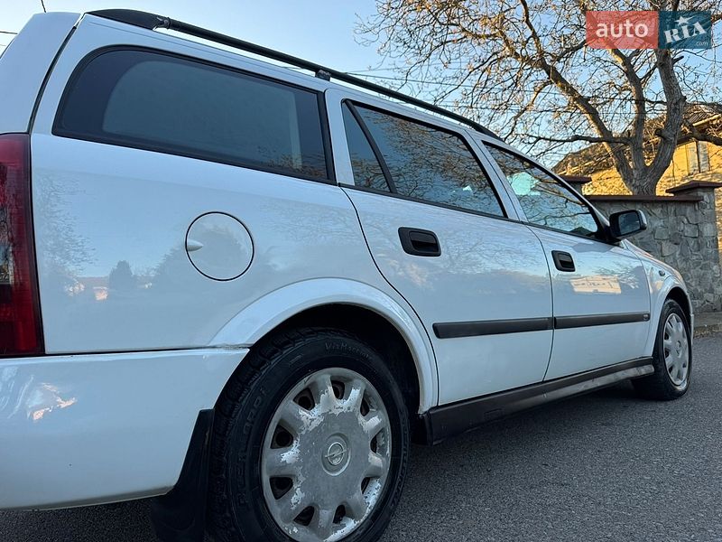 Универсал Opel Astra 1999 в Стрые