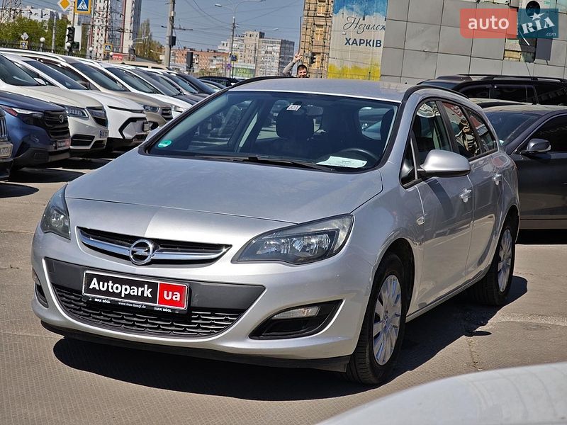 Opel Astra 2015