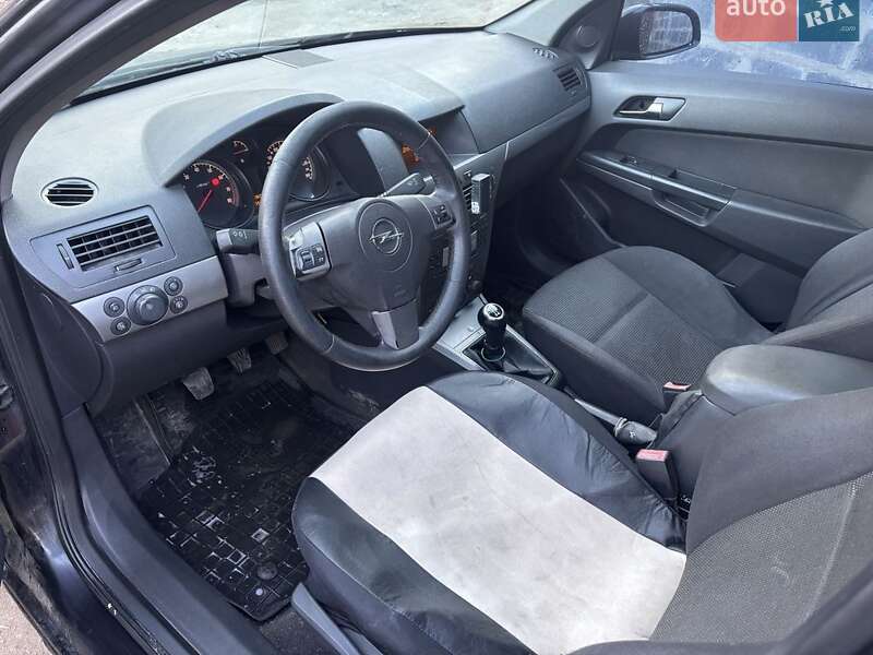 Универсал Opel Astra 2007 в Василькове