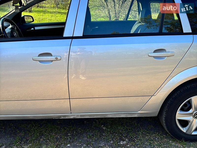 Универсал Opel Astra 2009 в Белой Церкви