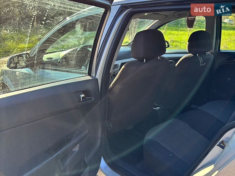 Универсал Opel Astra 2009 в Белой Церкви