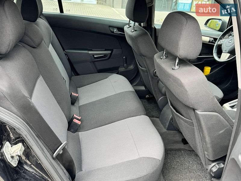 Универсал Opel Astra 2008 в Киеве