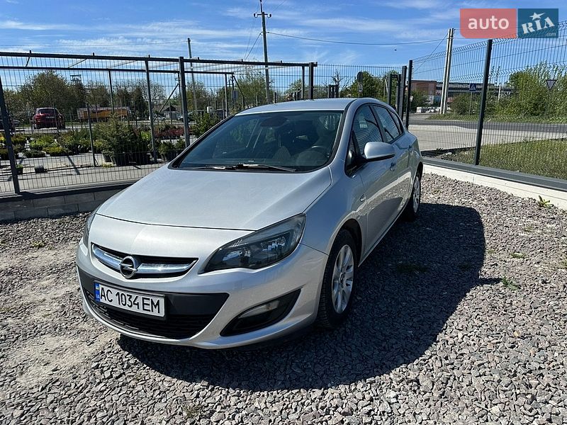Opel Astra 2014