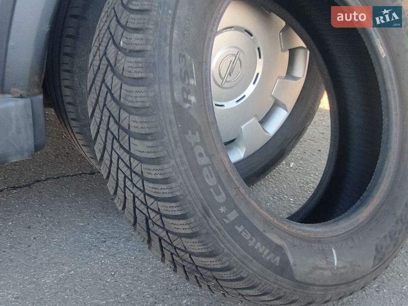 Седан Opel Astra 2008 в Киеве