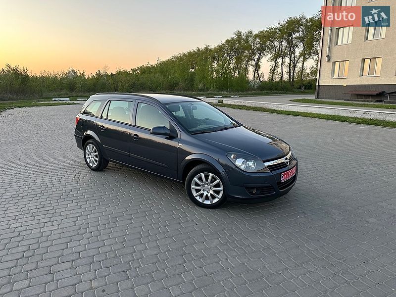 Универсал Opel Astra 2007 в Теплике