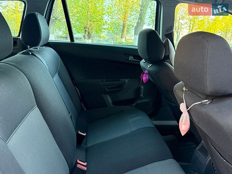 Универсал Opel Astra 2009 в Вишневце