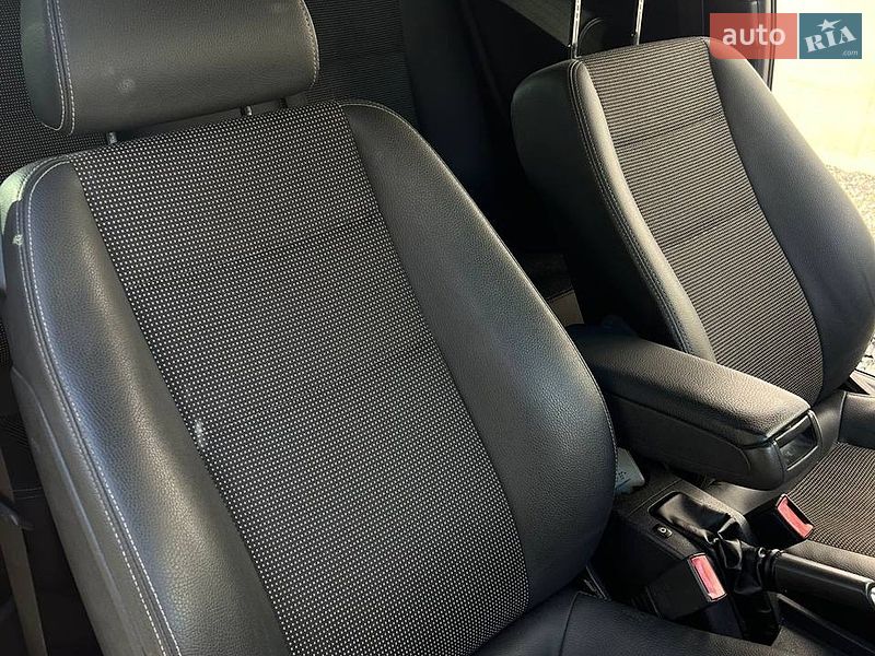 Купе Opel Astra 2008 в Львове