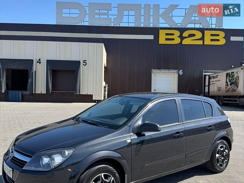 Хэтчбек Opel Astra 2006 в Черкассах