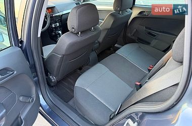 Универсал Opel Astra 2010 в Луцке