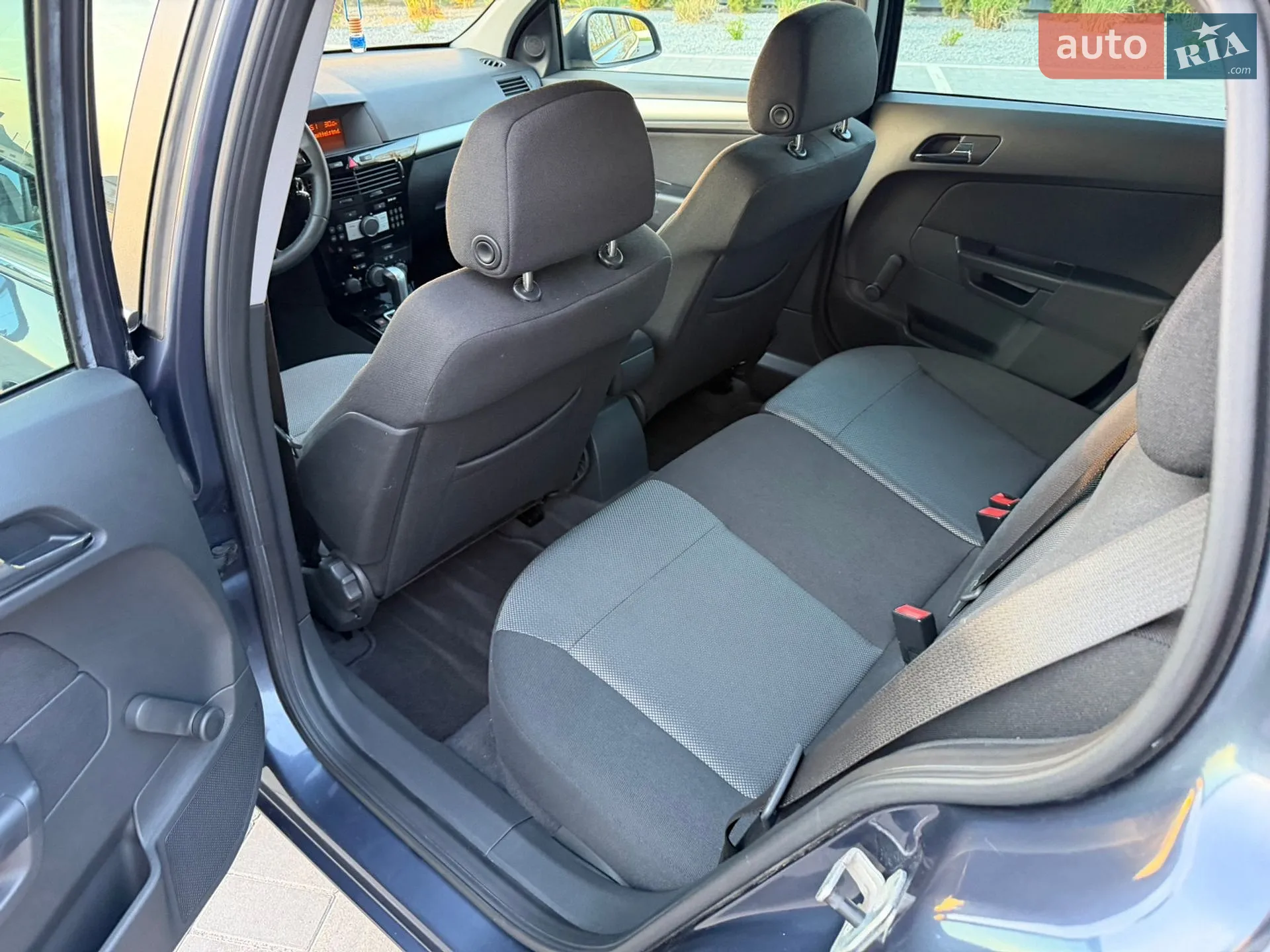 2010 Opel Astra - мініатюра 60