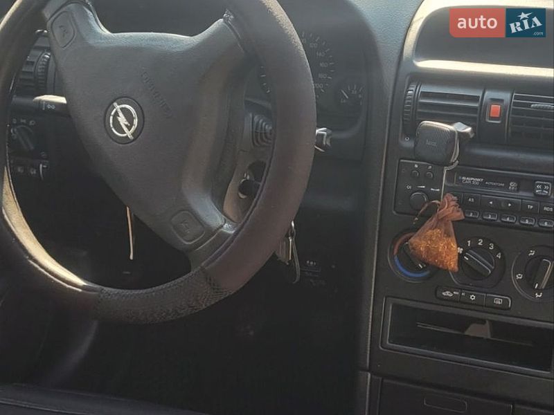 Универсал Opel Astra 1999 в Киеве