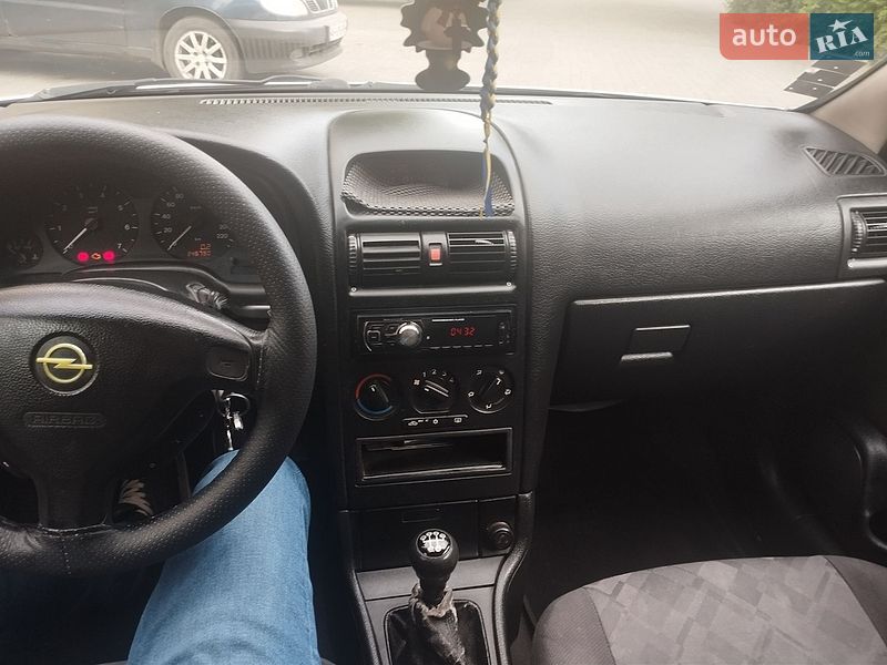Универсал Opel Astra 1999 в Ужгороде