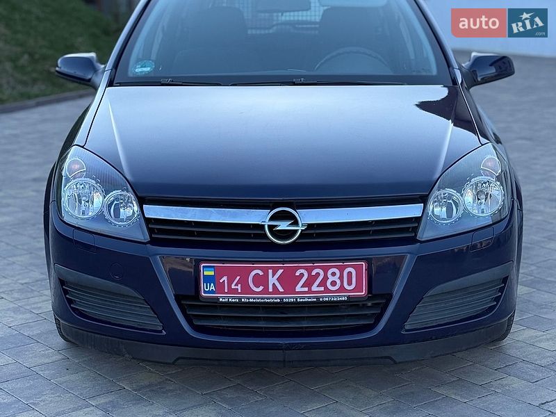 Универсал Opel Astra 2006 в Долине