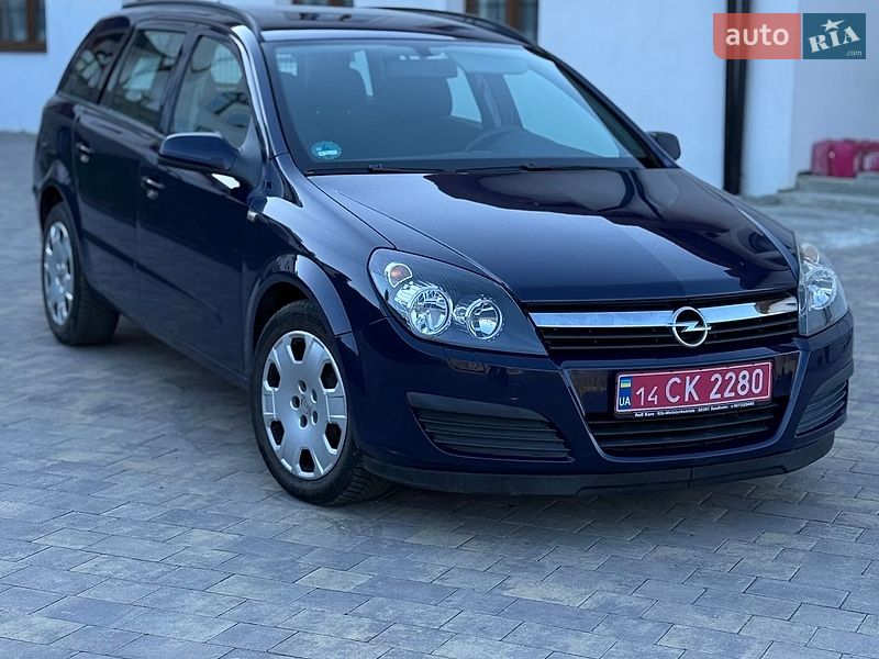 Универсал Opel Astra 2006 в Долине