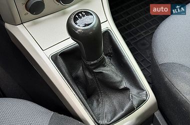 Хэтчбек Opel Astra 2008 в Днепре
