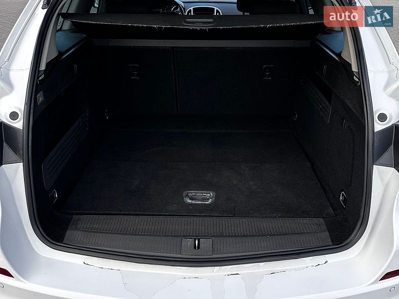 Универсал Opel Astra 2012 в Дрогобыче