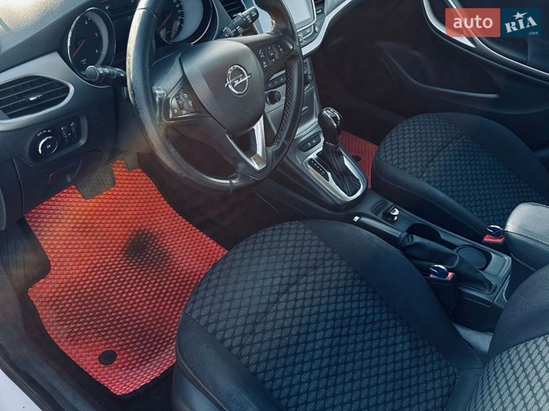 Хэтчбек Opel Astra 2018 в Киеве фото 13 Хэтчбек Opel Astra 2018 в Киеве